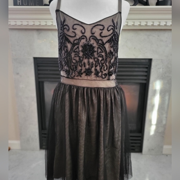 MIA JOY Dress w Embroidered Top and Sheer Bottom NWT - Picture 5 of 5